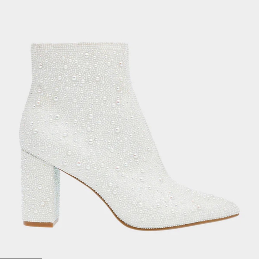 Betsey Johnson Cady pearl booties